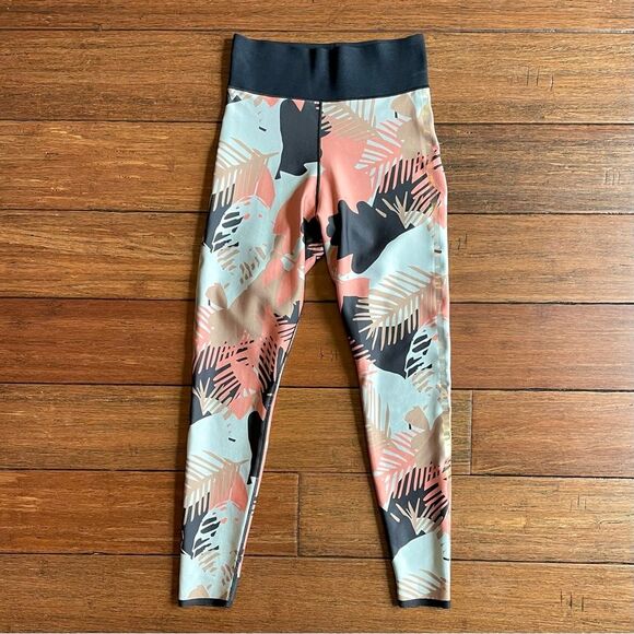 Ultracor Camo Leaf 3/8 Bonded Ultra High Legging - Picture 3 of 14